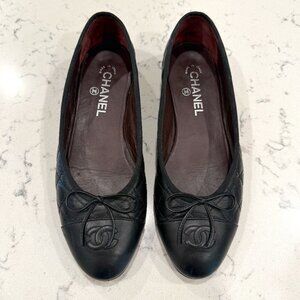 CHANEL Quilted Ballet Black Flats Size EU 40 (US 10)
